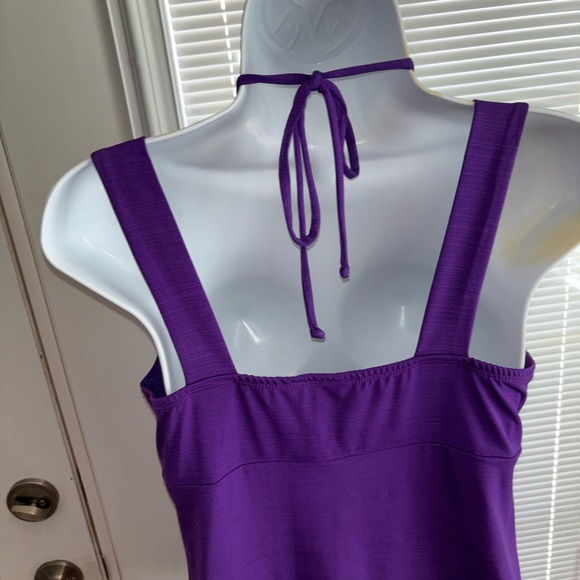 Beautiful purple sleeveless top with “necklace” attached - Picture 3 of 3